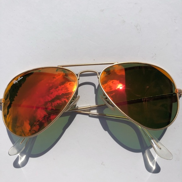 Ray-Ban aviator sunglasses - Picture 3 of 7